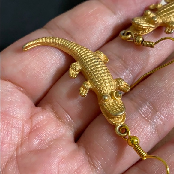 🖤VTG💕AK crocodile 🐊 earrings - Picture 4 of 11